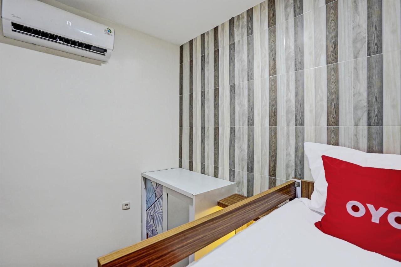 Oyo 92435 Sunlo Cozy Home Family Homestay Syariah Sorabaya Extérieur photo