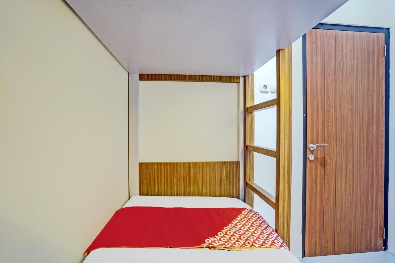 Oyo 92435 Sunlo Cozy Home Family Homestay Syariah Sorabaya Extérieur photo