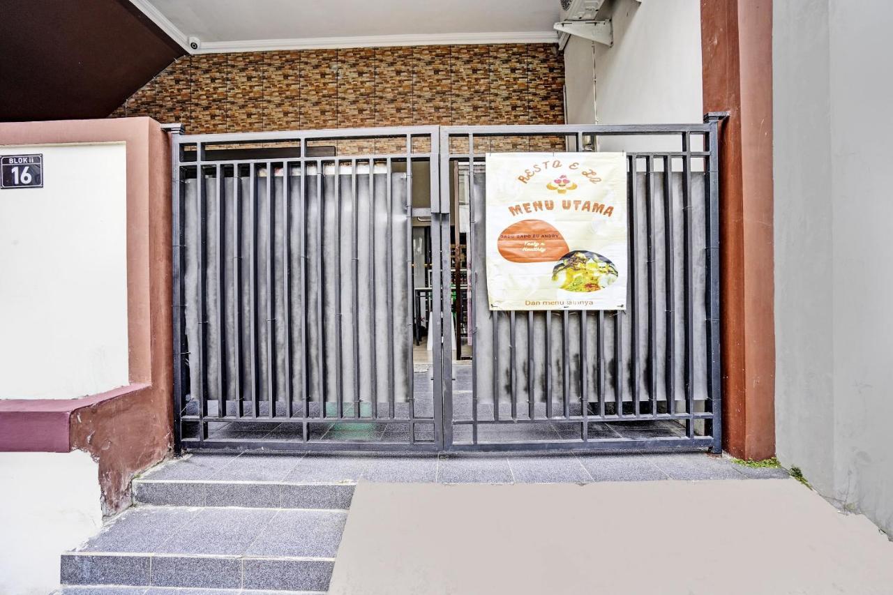 Oyo 92435 Sunlo Cozy Home Family Homestay Syariah Sorabaya Extérieur photo