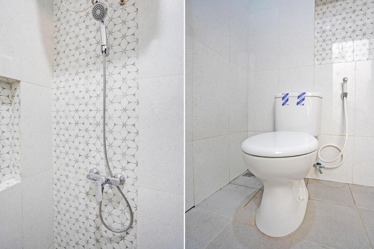 Oyo 92435 Sunlo Cozy Home Family Homestay Syariah Sorabaya Extérieur photo