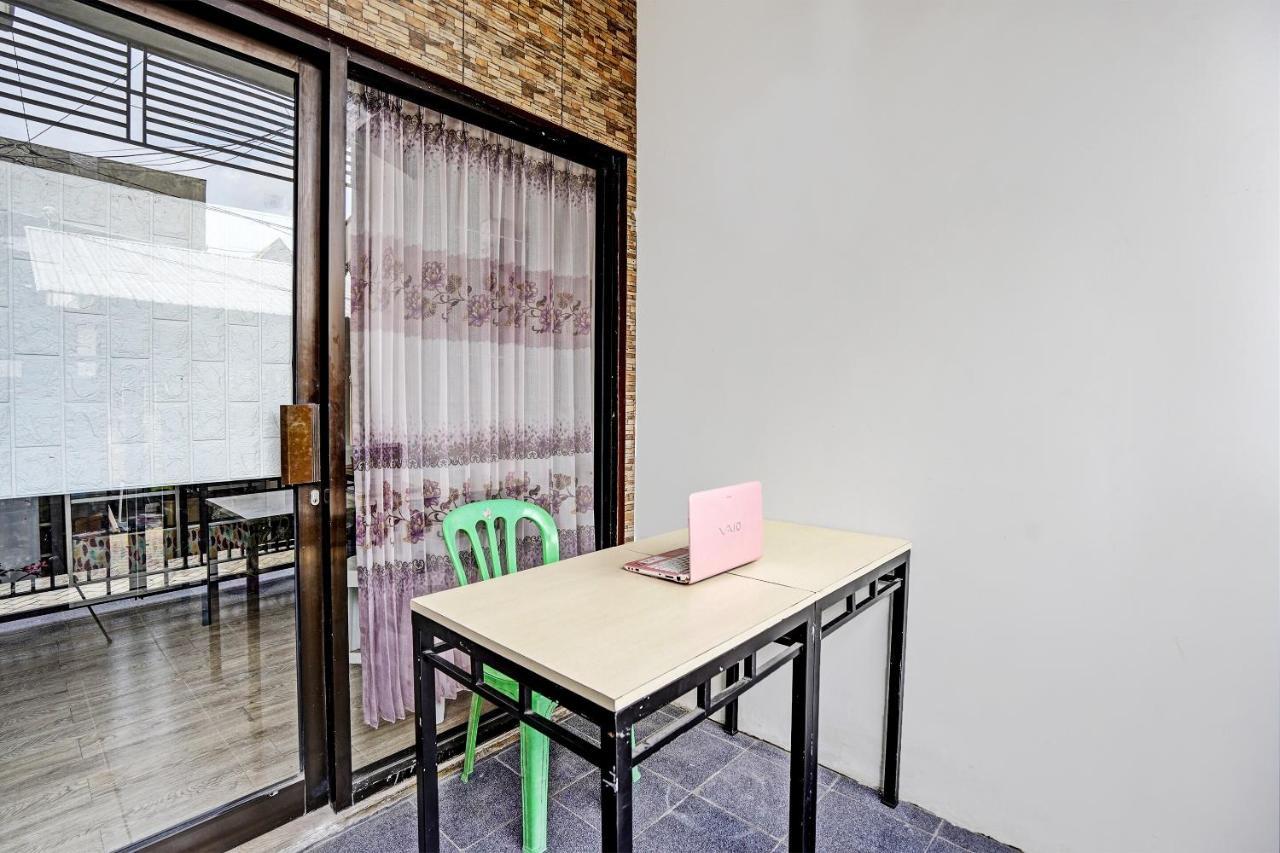 Oyo 92435 Sunlo Cozy Home Family Homestay Syariah Sorabaya Extérieur photo