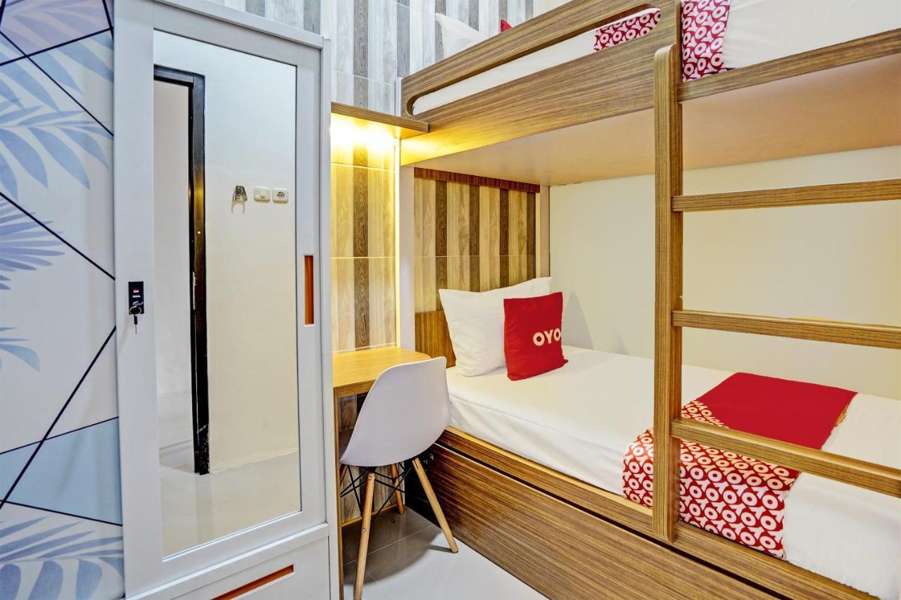 Oyo 92435 Sunlo Cozy Home Family Homestay Syariah Sorabaya Extérieur photo